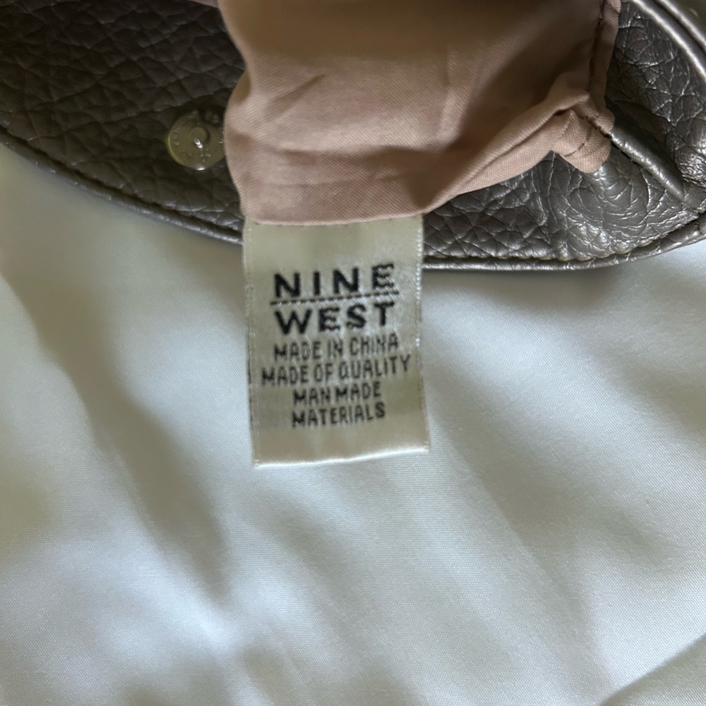 Nine West Silver Crossbody Convertible Purse - Picture 8 of 9